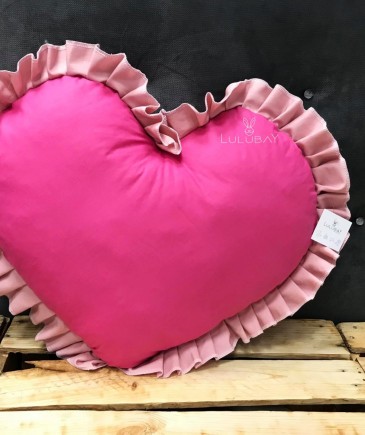 Duża ciemno różowa poduszka serce